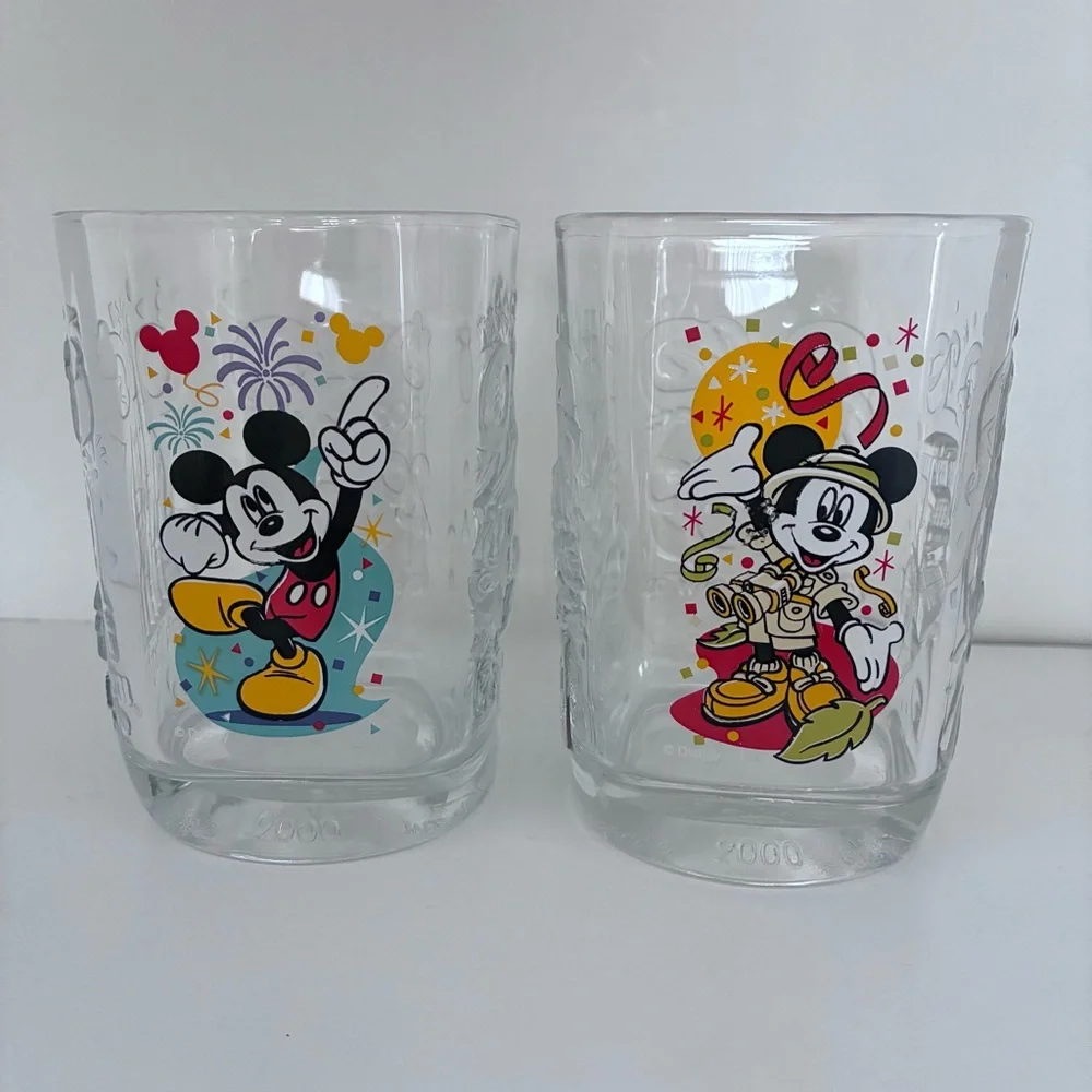 Set of 2 Vintage Disney Millenium 2000 Walt Disney World Commemorative Glasses